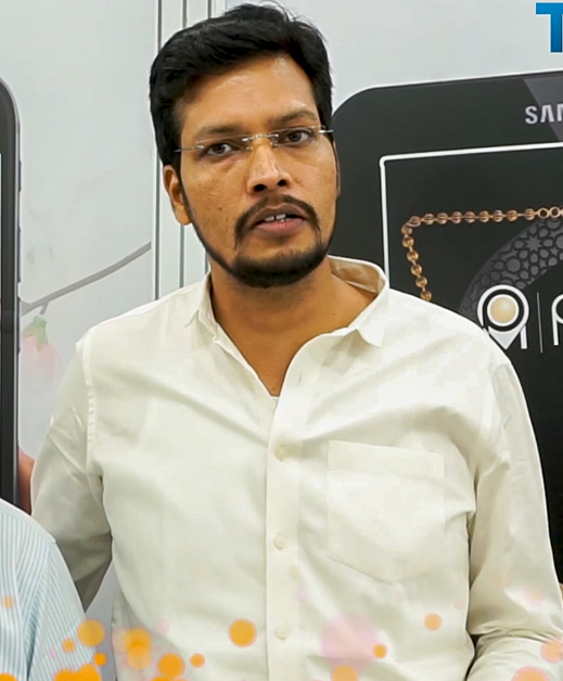 Pravin jain, Pravin Motiwala